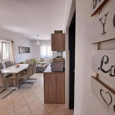 Adrijana 3* Malinska